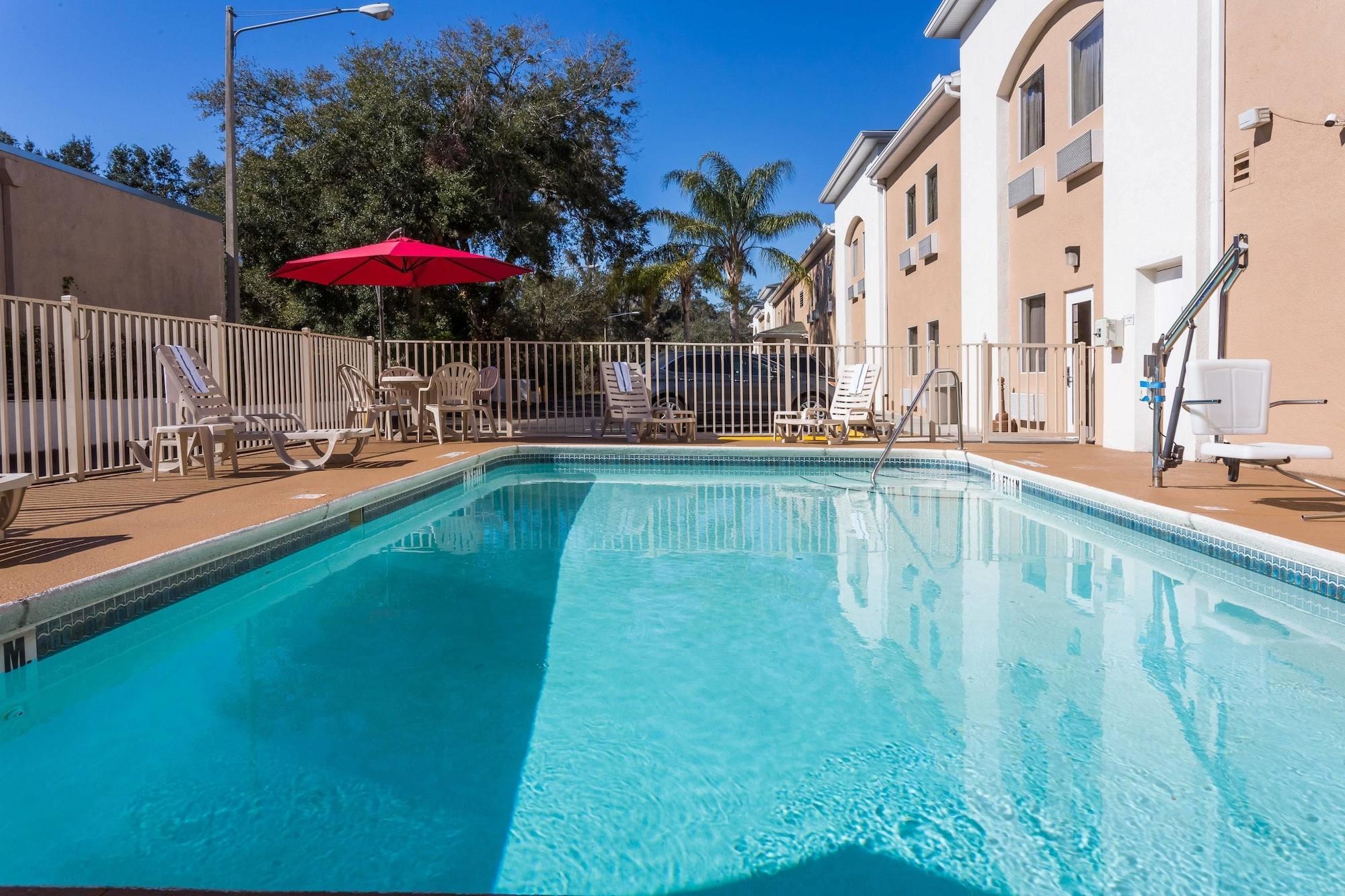 Quality Inn Zephyrhills-Dade City Exterior foto