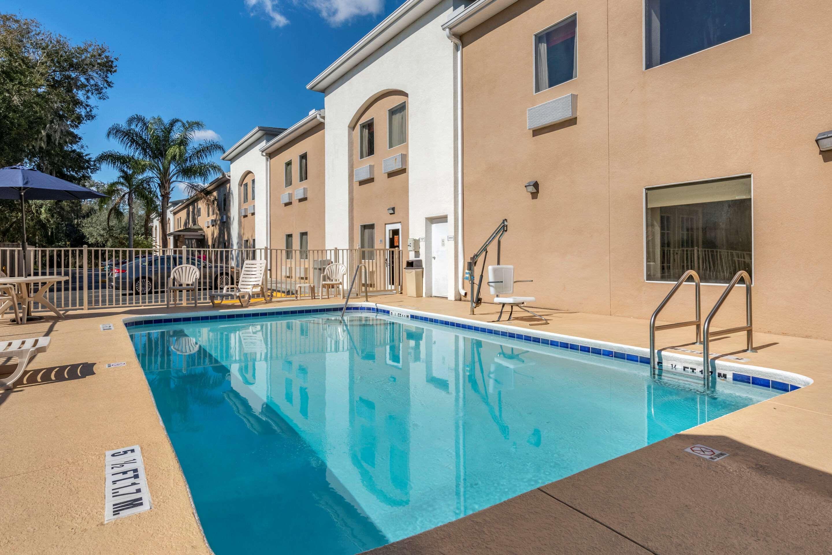 Quality Inn Zephyrhills-Dade City Exterior foto